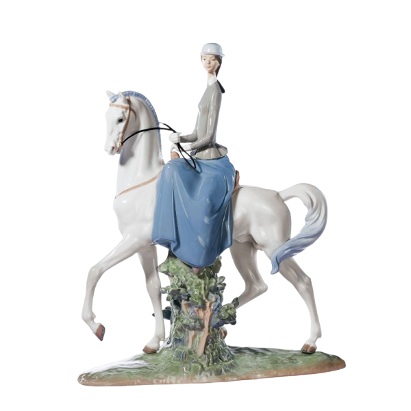 STATUETĂ  WOMAN ON HORSE